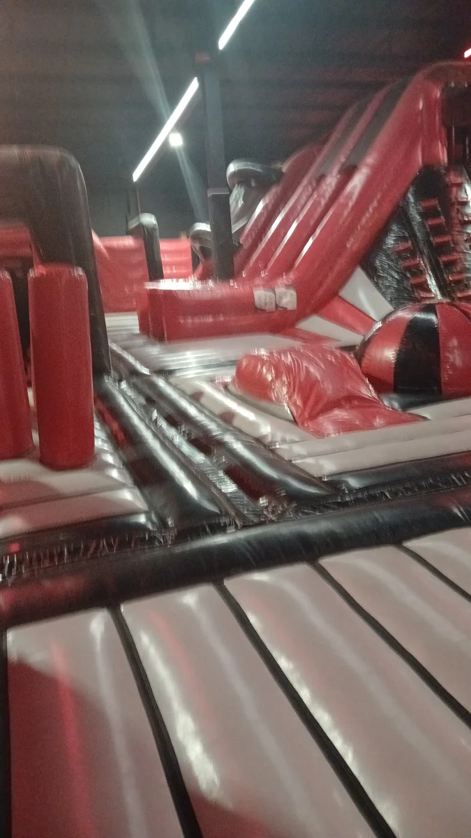 Inflatable repair hero
